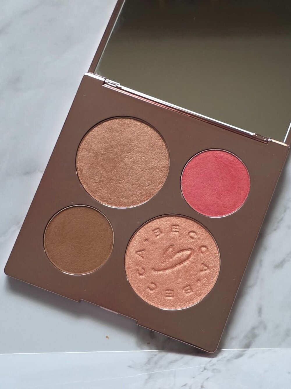 Becca x Chrissy Teigen Glow Face Palette - Picture 3 of 8